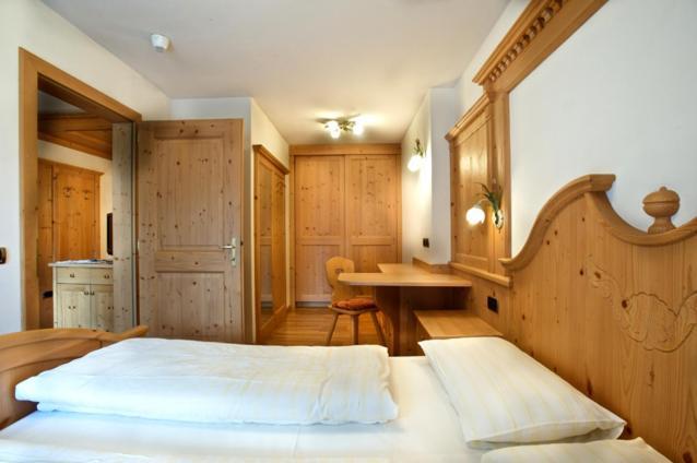 Residence Forcelles Сан-Кассиано Номер фото