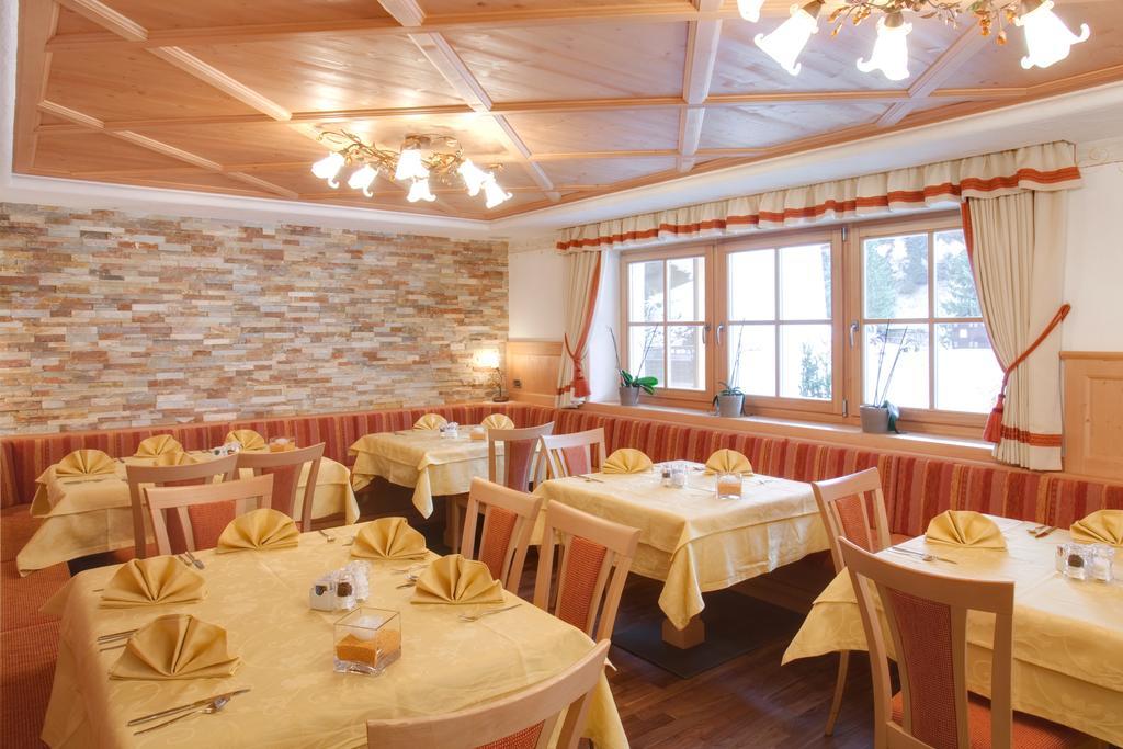 Residence Forcelles Сан-Кассиано Экстерьер фото