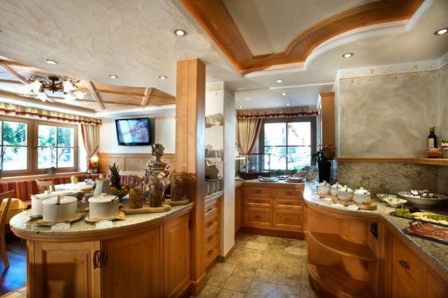 Residence Forcelles Сан-Кассиано Экстерьер фото